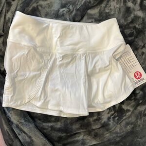 Never worn Lulu Lemon shorts